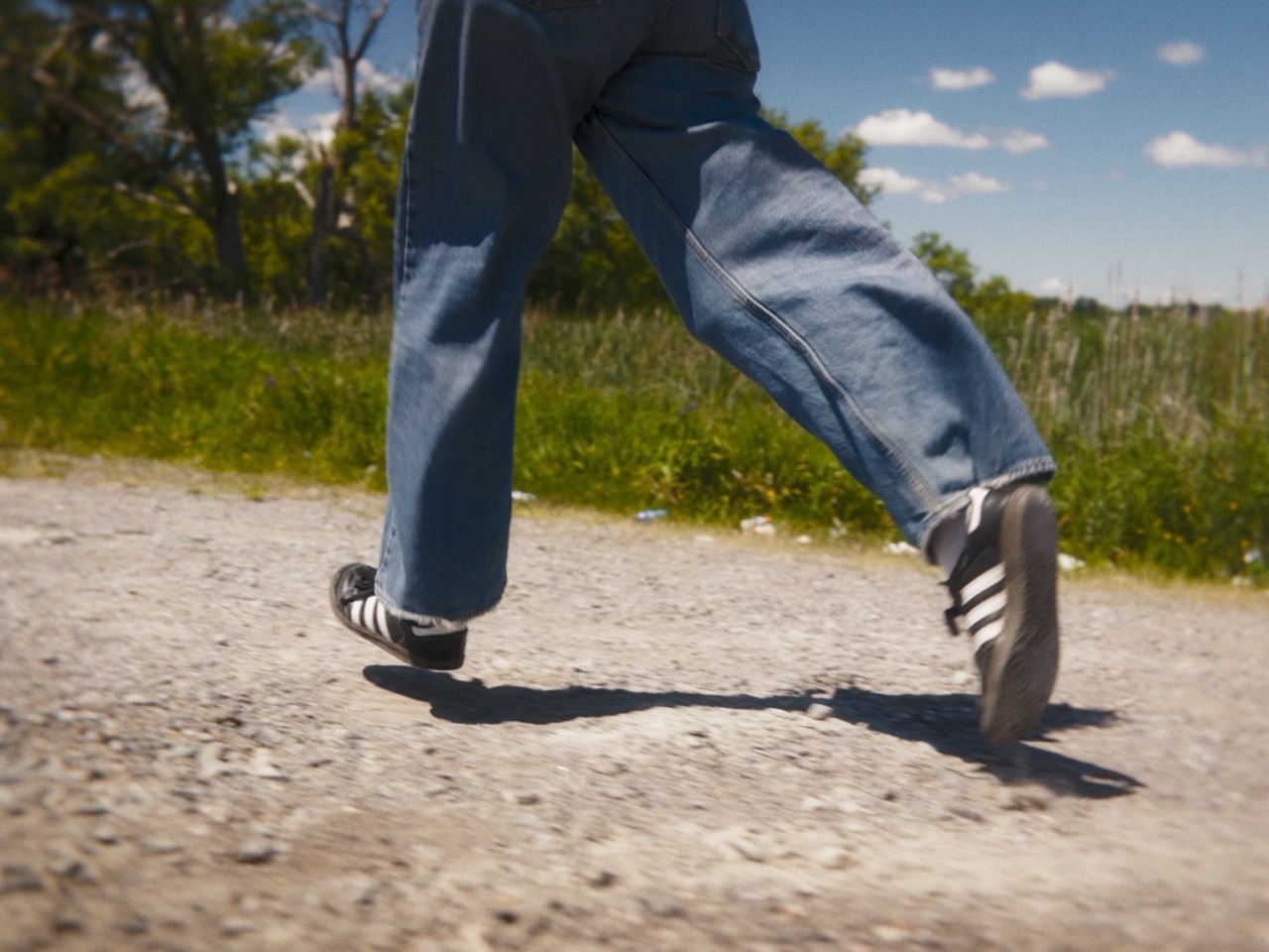 DaVinci Wide Gamut Music Video Colour Grade Still #1 — insyt. 'Toll' | Muk Post Post-Production