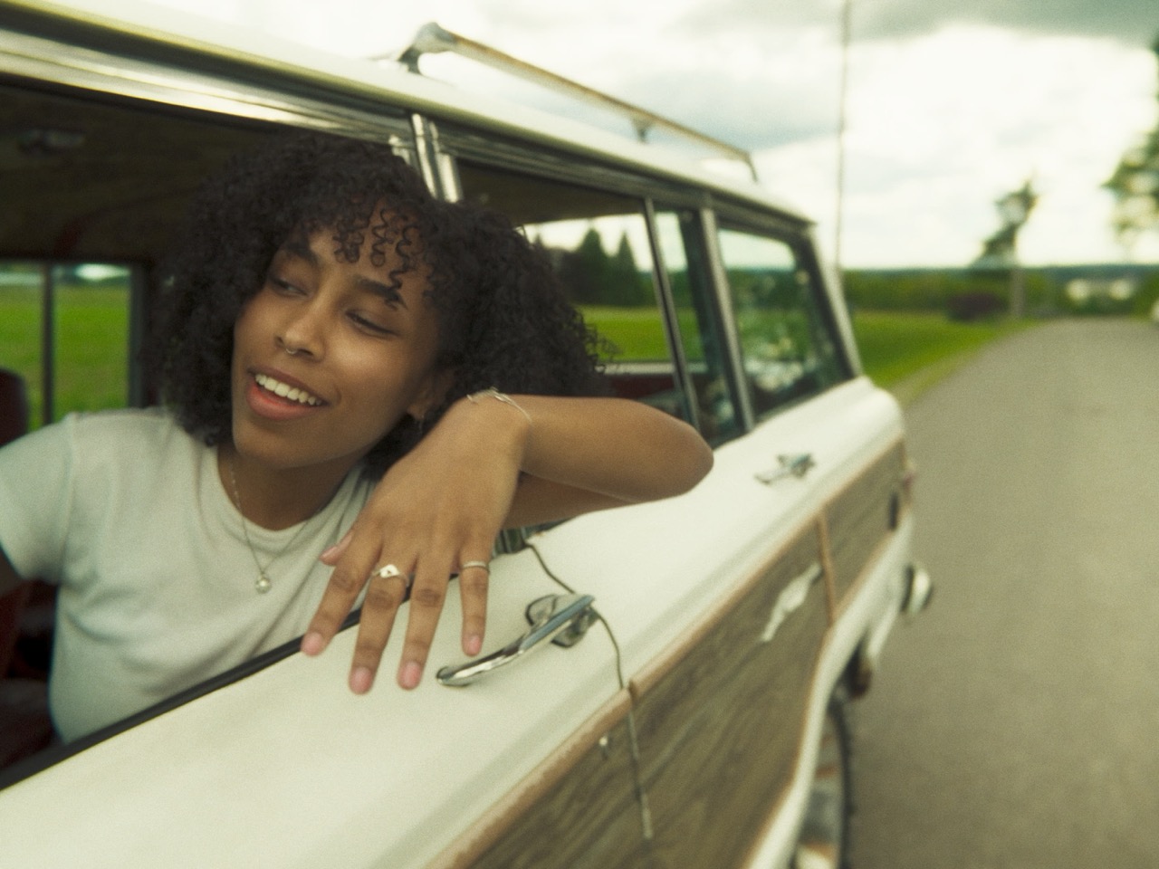 DaVinci Wide Gamut Music Video Colour Grade Still #9 — insyt. 'Toll' | Muk Post Post-Production