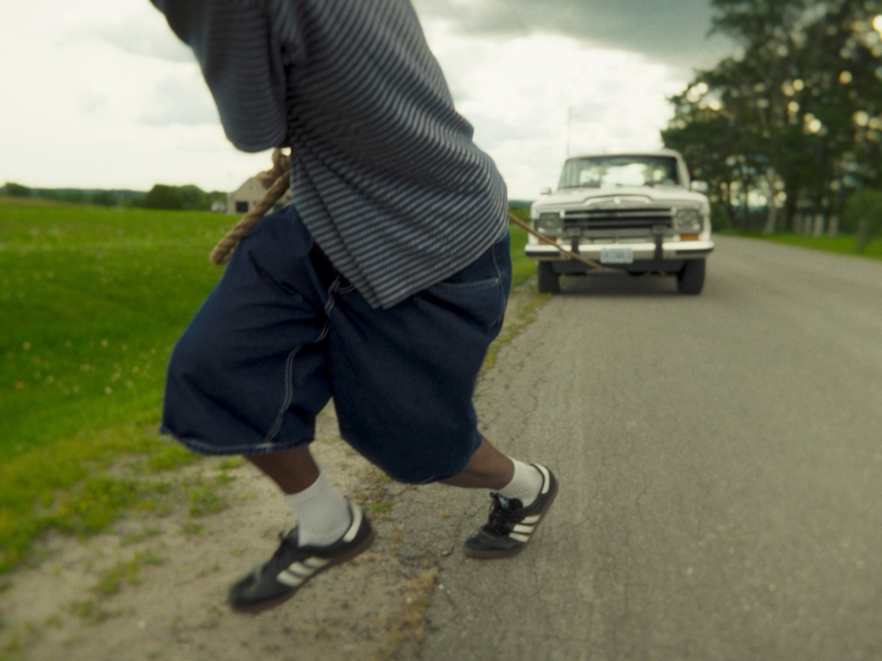 DaVinci Wide Gamut Music Video Colour Grade Still #13 — insyt. 'Toll' | Muk Post Post-Production